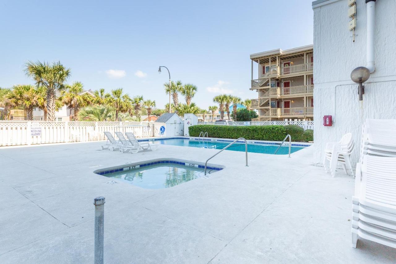Ocean Towers Resort Atlantic Beach Екстериор снимка